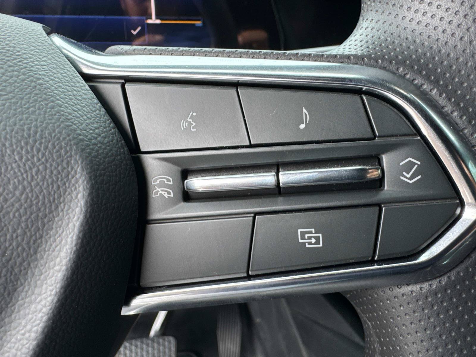 2025 Chevrolet Blazer EV LT - Photo 30