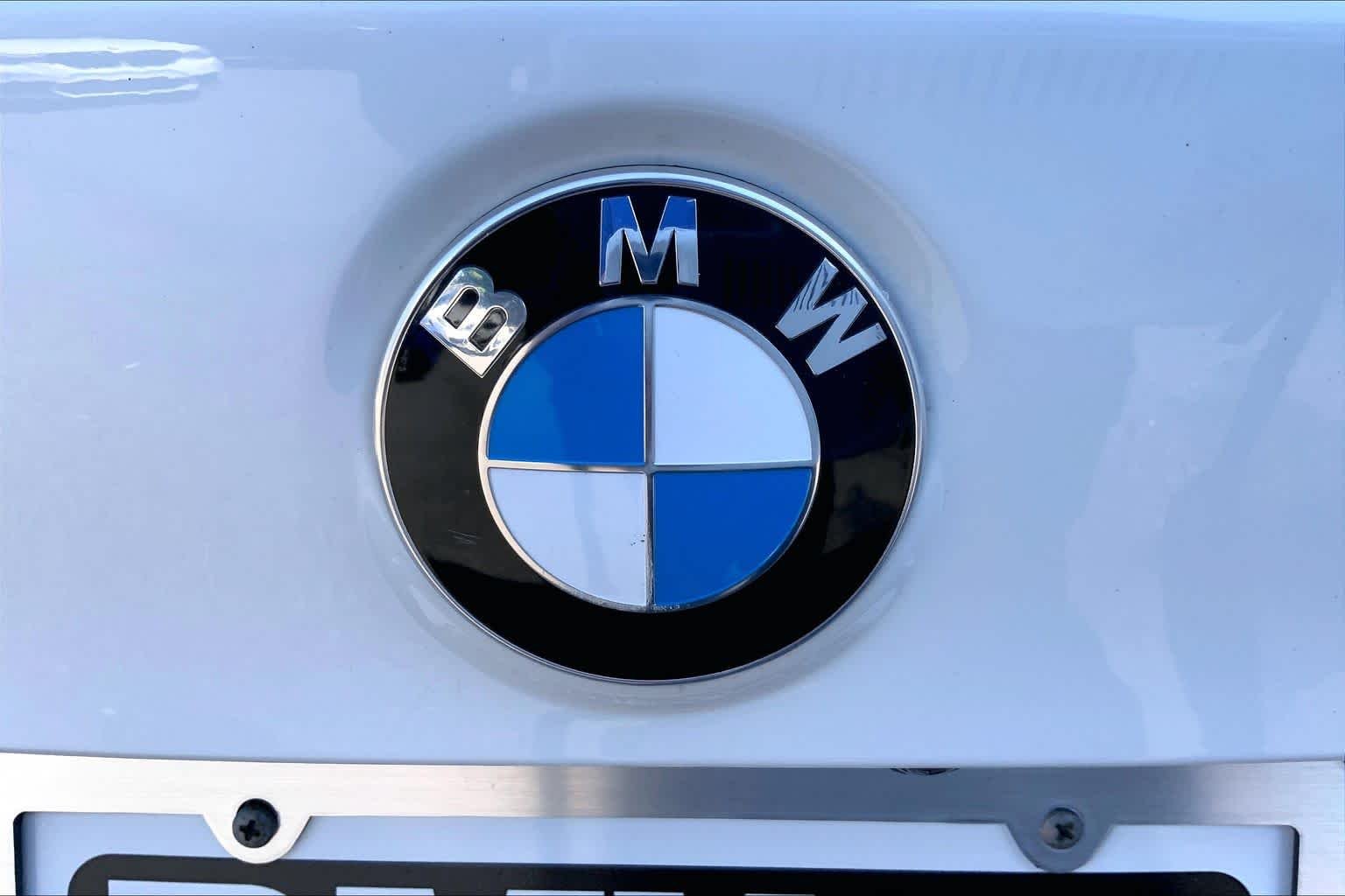 Used 2019 Alpine White BMW xDrive28i image 9