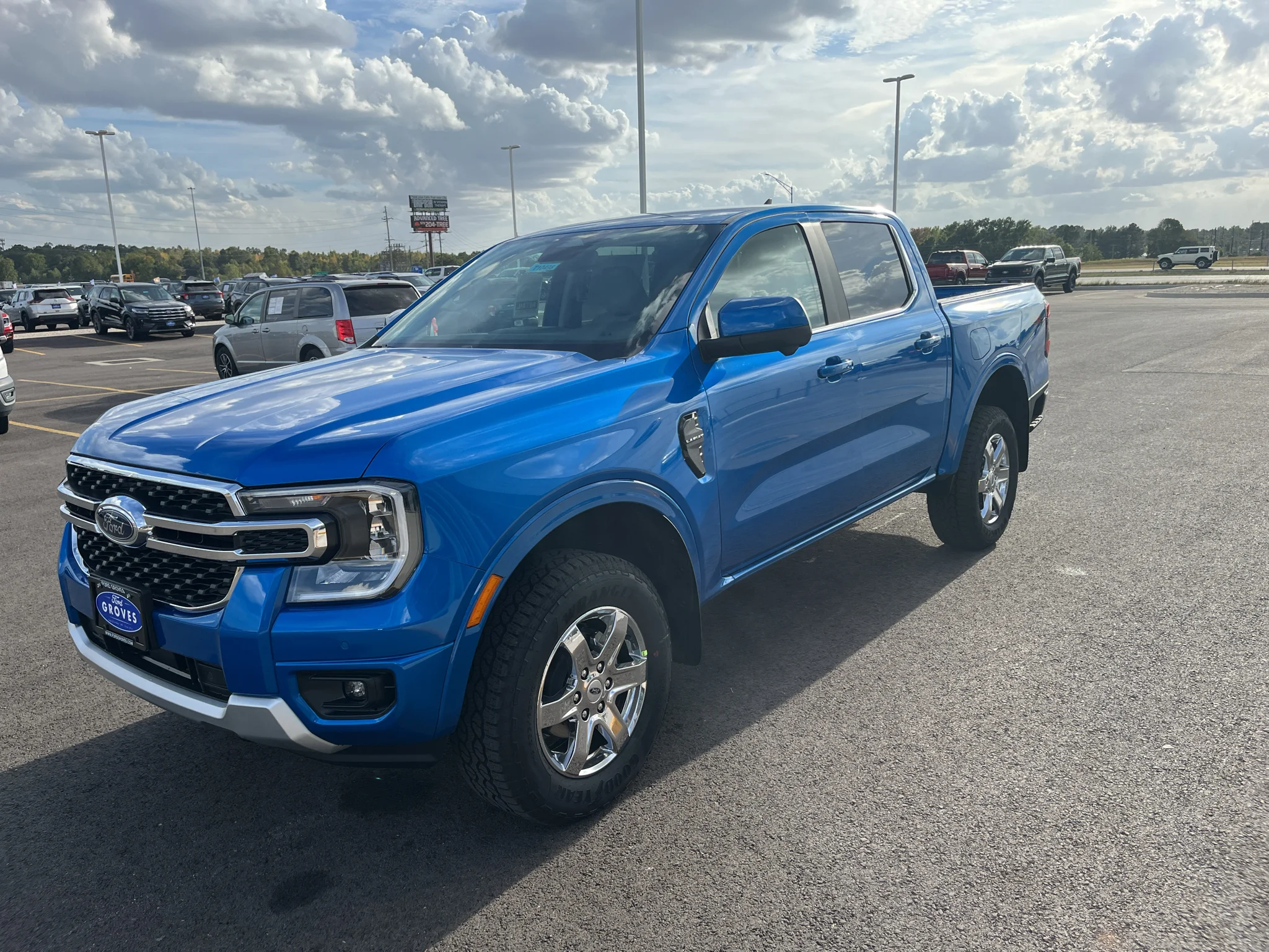 New 2026 Velocity Blue Metallic Ford LARIAT image 18