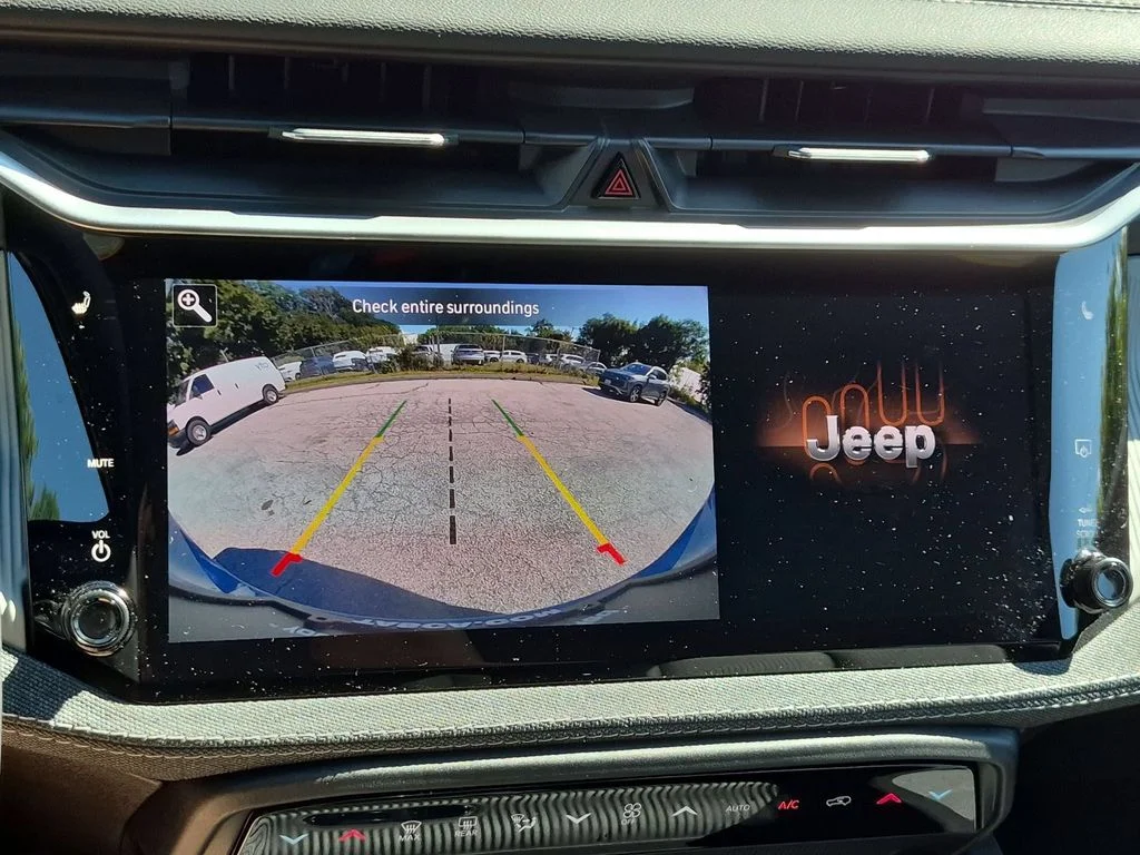 Used 2026 Blue Jeep Laredo image 18