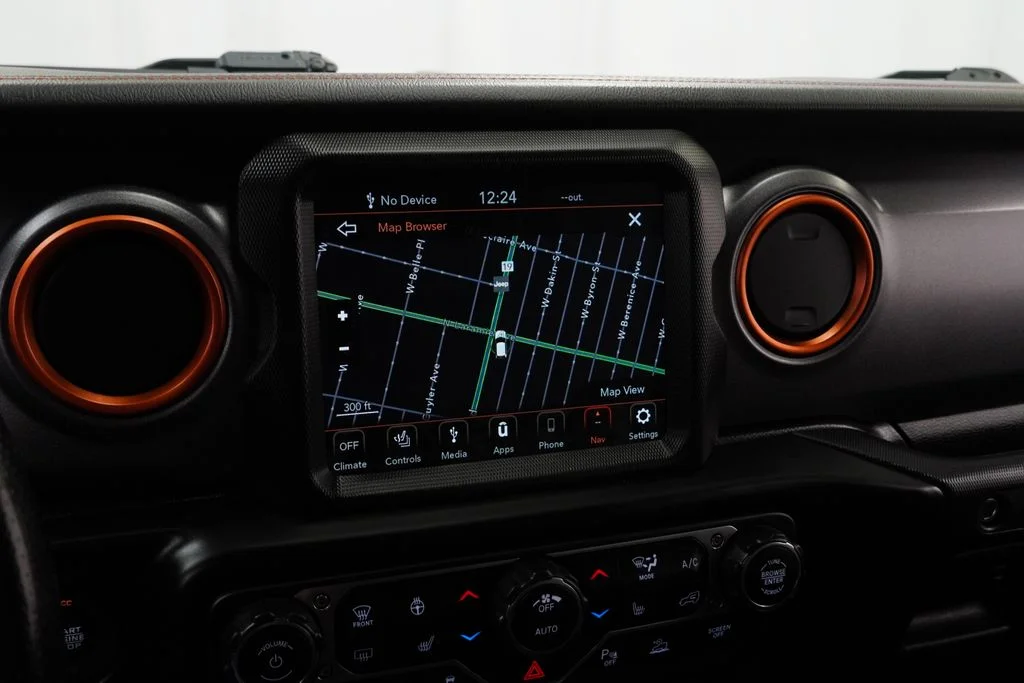 Used 2022 Green Jeep Mojave image 30
