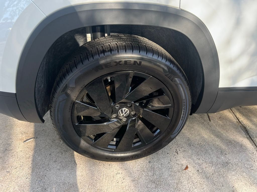 2026 Volkswagen Atlas Cross Sport SE w/Tech - Photo 25