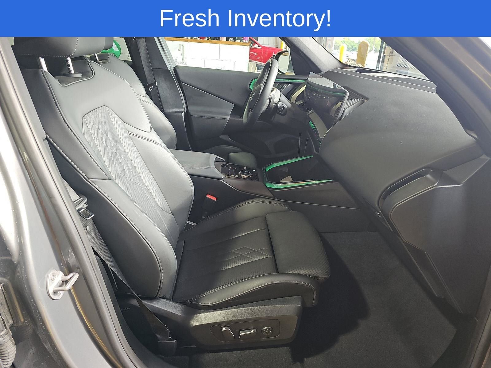 Certified Used 2025 Skyscraper Grey Metallic BMW 30 xDrive image 14