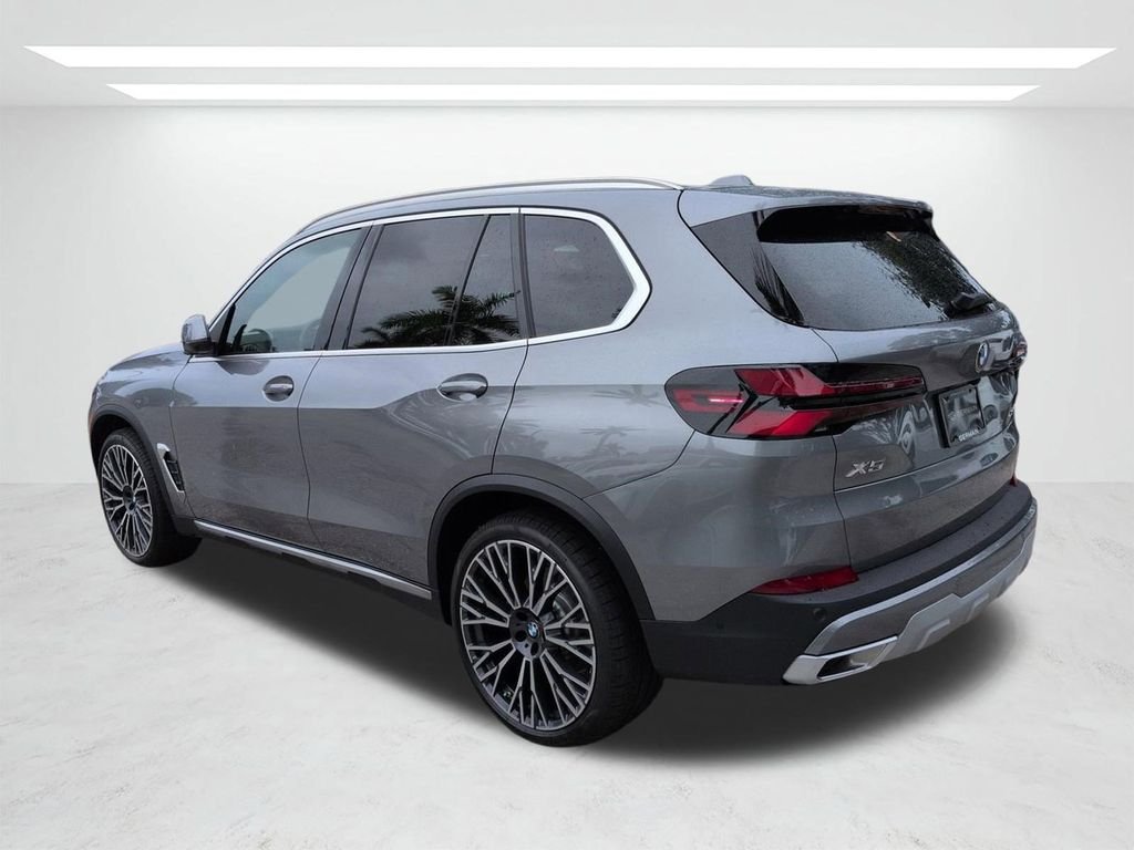 New 2026 Skyscraper Grey Metallic BMW xDrive40i image 6