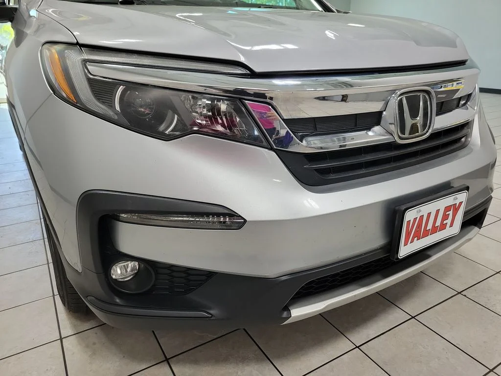 Used 2019  Honda EX-L image 25