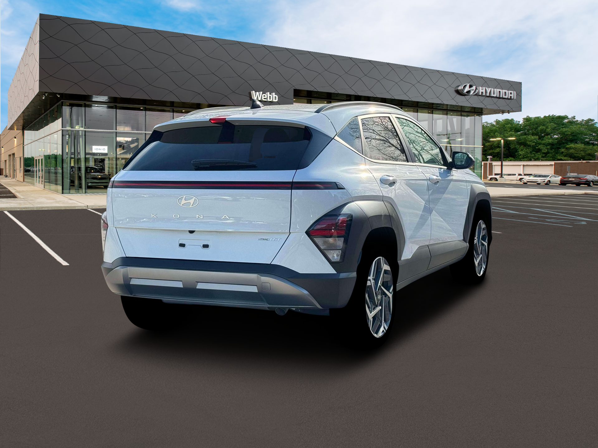 New 2026 White Hyundai SEL Premium image 7