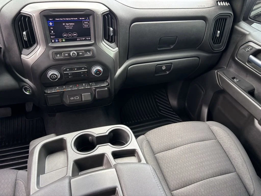 Used 2023 Black Chevrolet Custom image 29