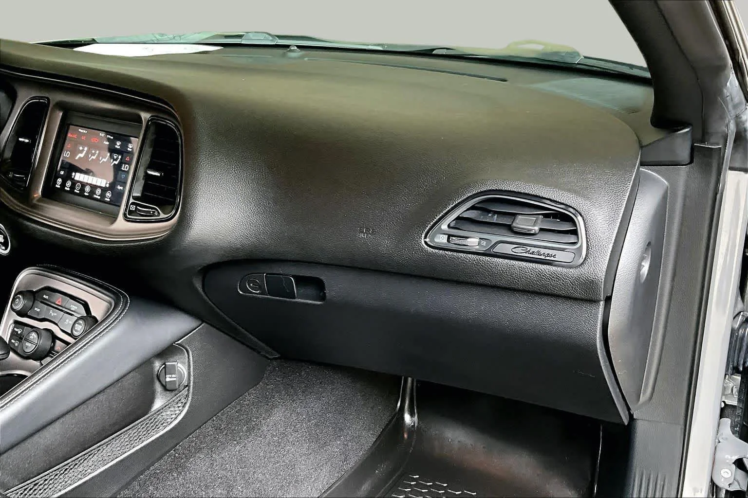 Used 2023 Destroyer Gray Clearcoat Dodge R/T image 32