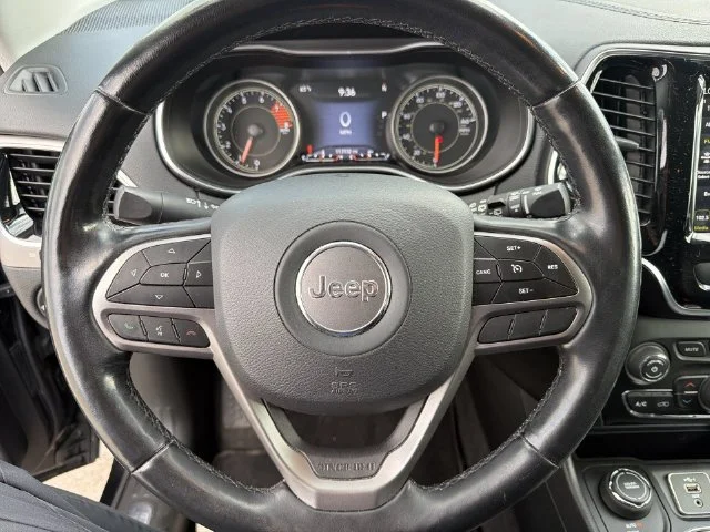 Used 2020 Black Jeep Limited image 23