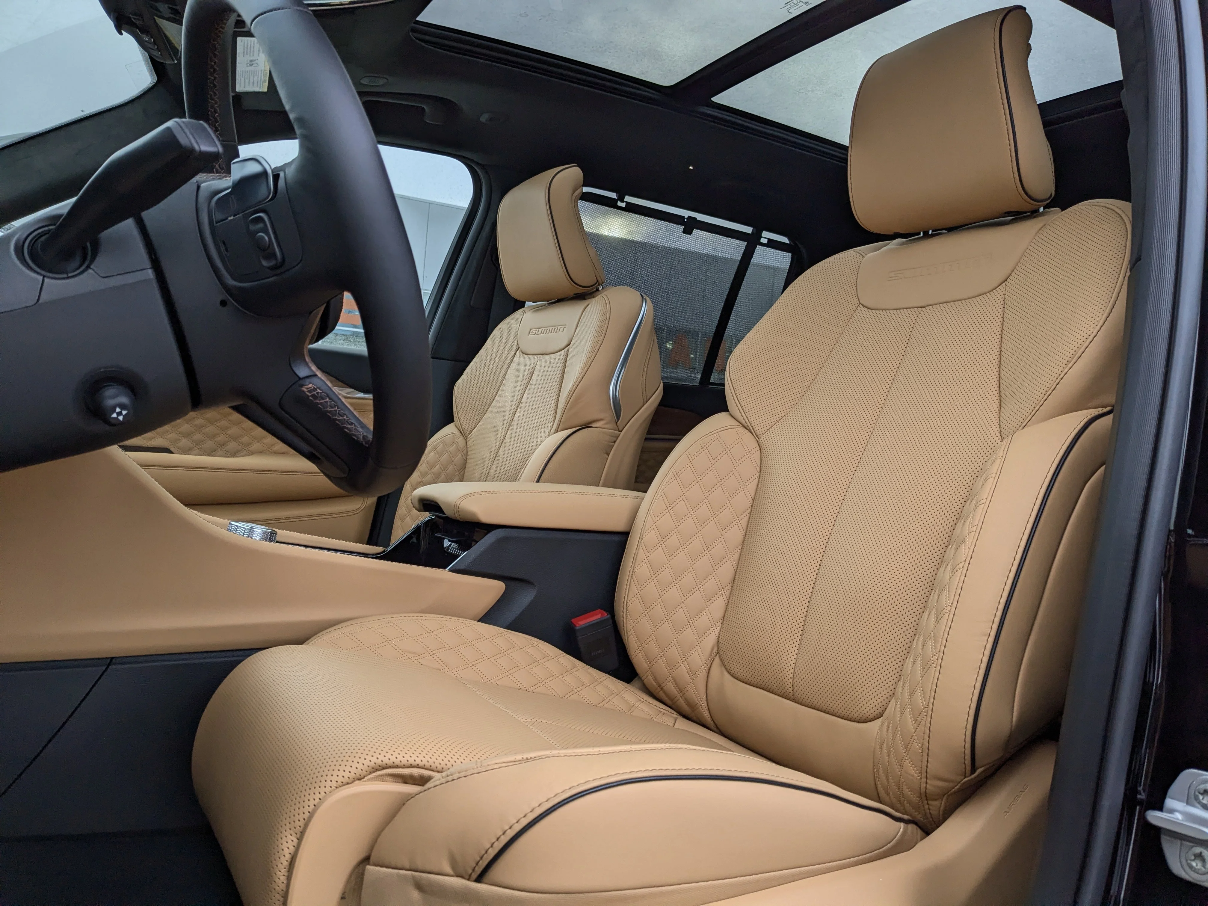 New 2025 Black Jeep Summit Reserve - - Panoramic Sunroof - Palermo Leather - McIntosh Audio - Night Vision & More! image 14