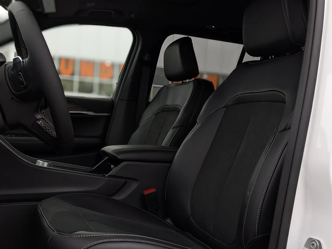 New 2026 White Jeep Altitude - - 4x4 - Power Sunroof - Altitude Pack - 2.0L Turbo - Remote Start & More! image 16