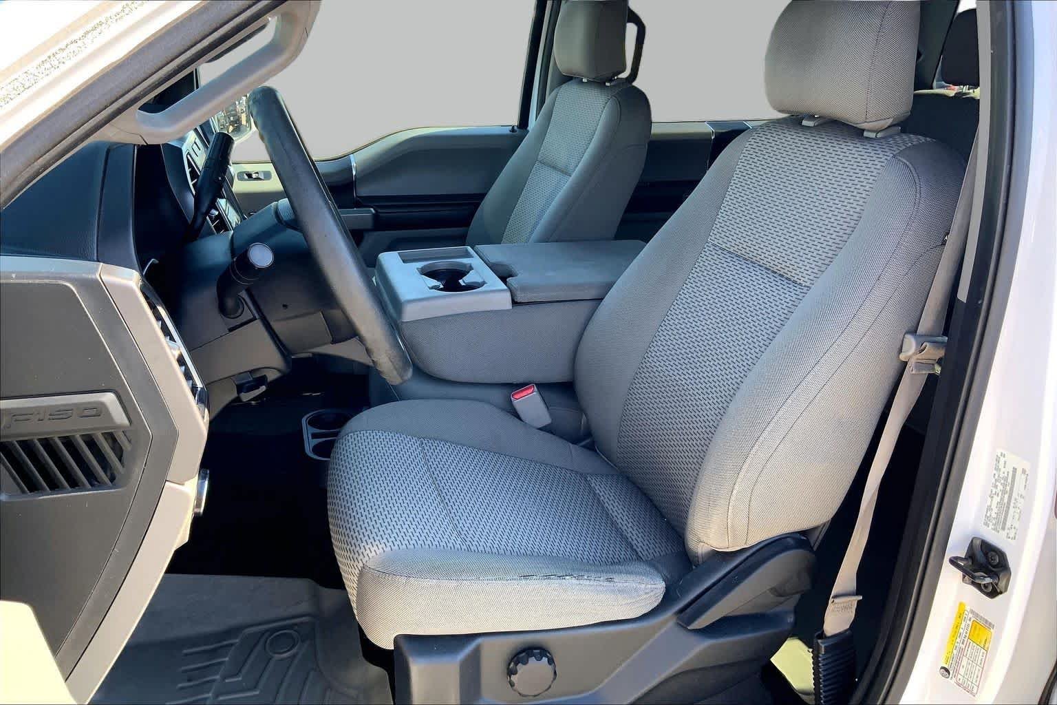 Used 2015 Oxford White Ford XLT image 7