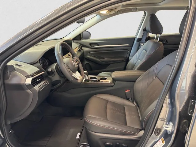 New 2026 Gray Nissan 2.5 SR image 10