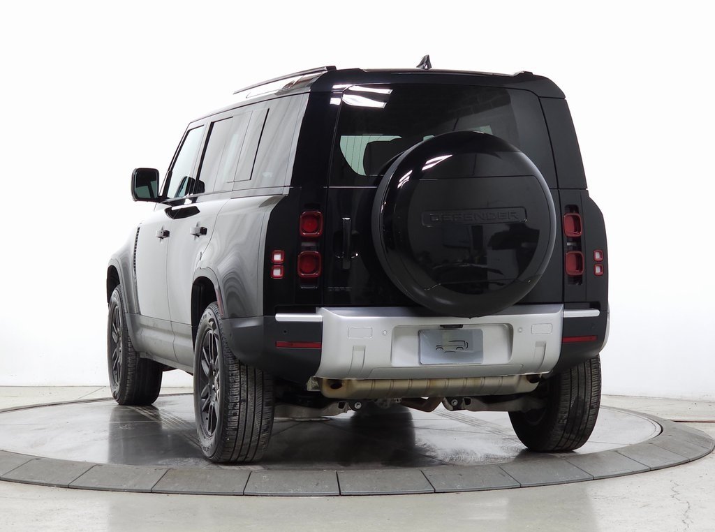 2025 LAND ROVER DEFENDER - Image 2