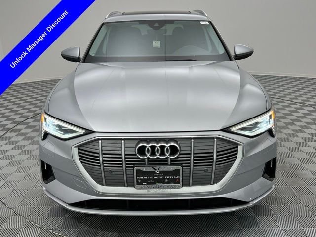 Used 2022 Audi e-tron Premium with VIN WA1AAAGE8NB020561 for sale in Des Plaines, IL
