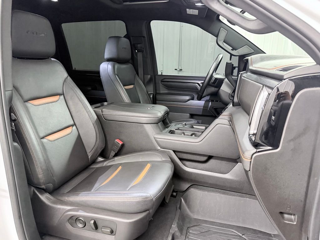 Used 2024 White GMC AT4 image 56