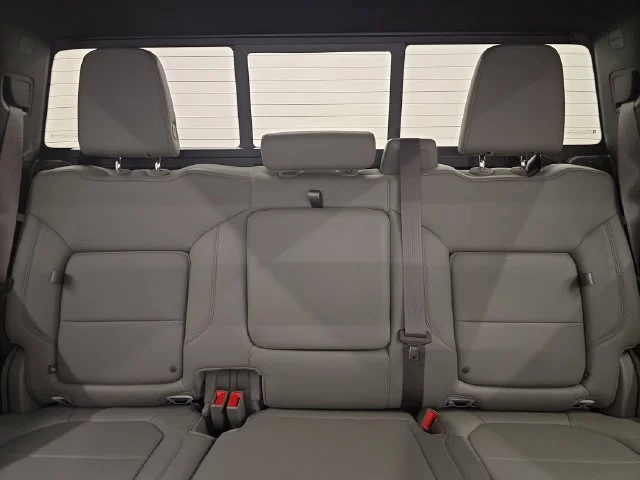 Used 2023 Summit White Chevrolet LTZ image 25