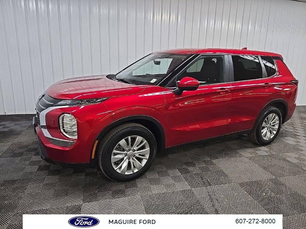 Used 2025 Red Mitsubishi ES image 7