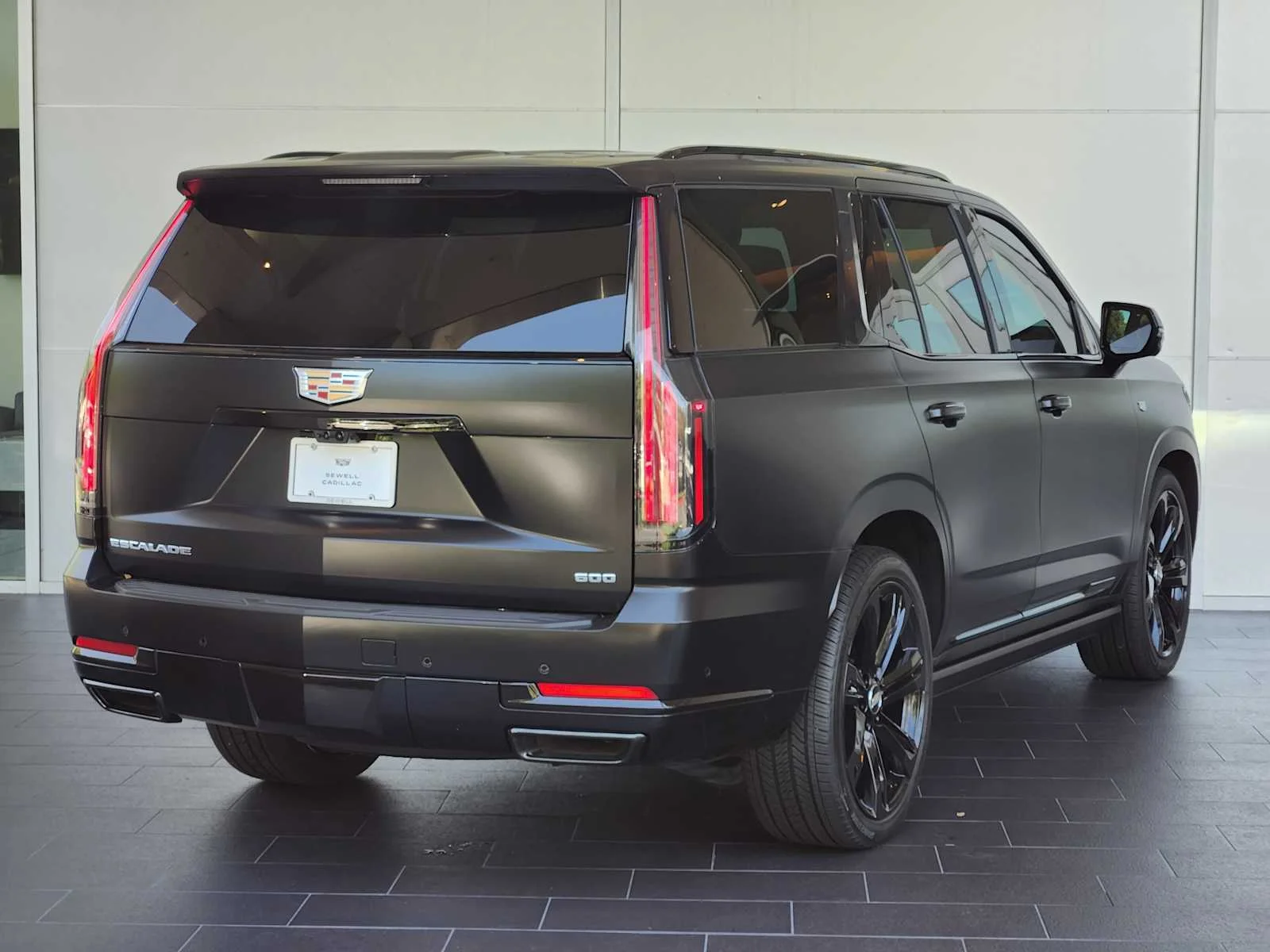2026 Cadillac Escalade Sport - Photo 4