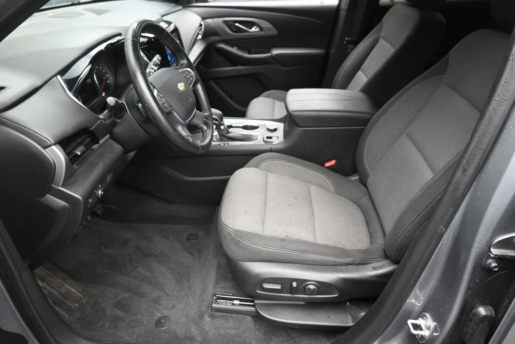 Used 2023 Gray Chevrolet LT image 19