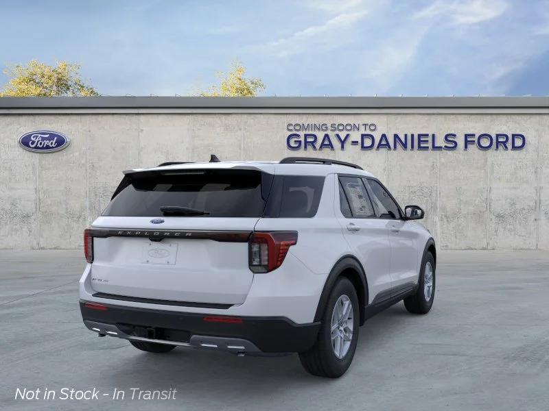 New 2026 Space White Metallic Ford Active image 8