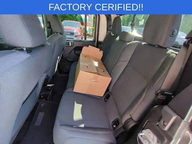 Used 2025 Gray Jeep Nighthawk image 26