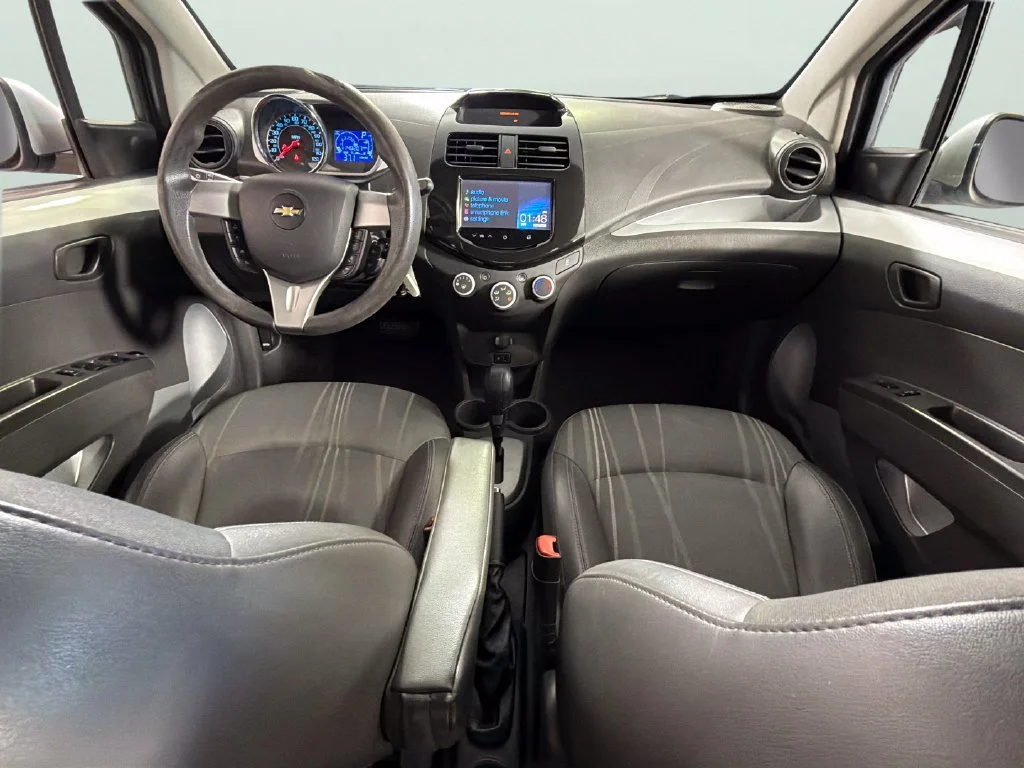 Used 2015 SILVER ICE Chevrolet LT image 31
