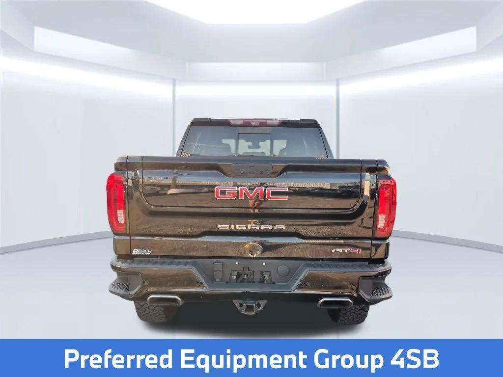 Used 2020 ONYX BLACK GMC AT4 image 3