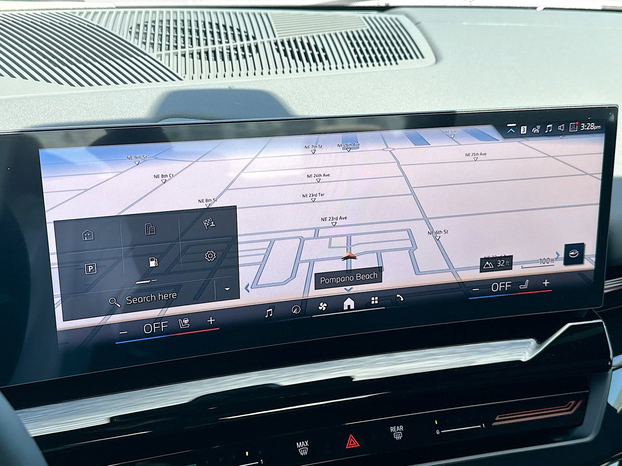 New 2026 Mineral White Metallic BMW 530i image 10