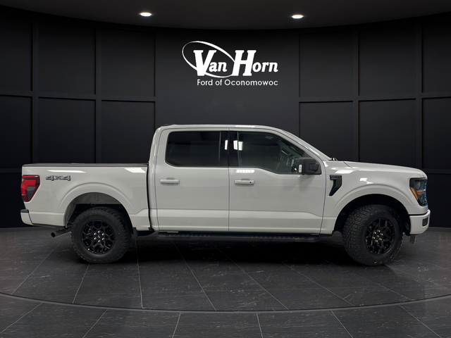 Used 2024 Avalanche Gray Ford XLT image 8