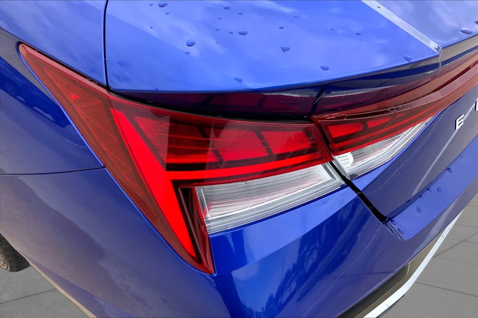 Used 2024 Intense Blue Hyundai SEL image 27