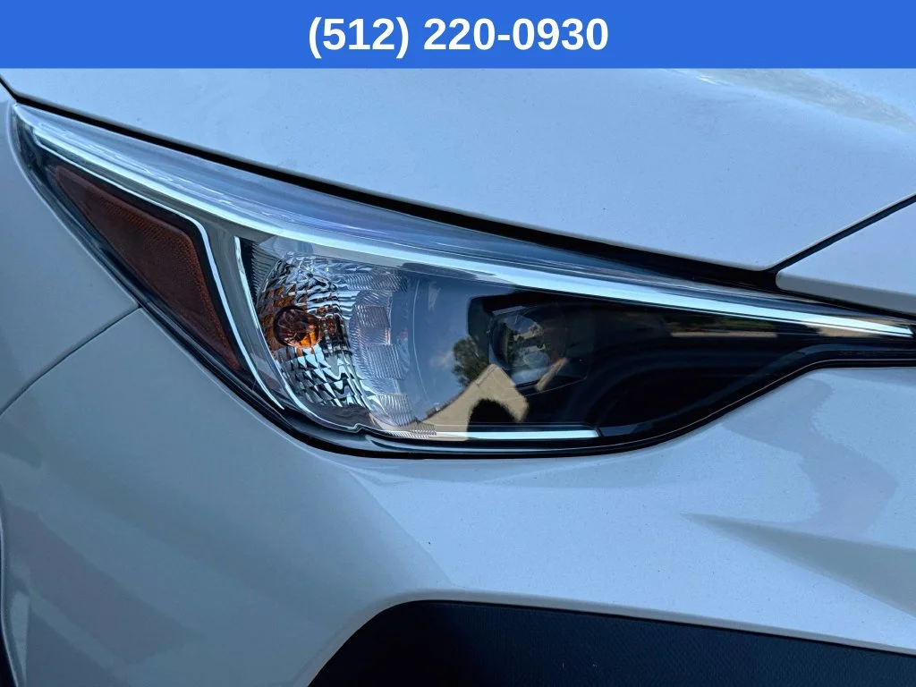 New 2026 White Subaru Premium image 37