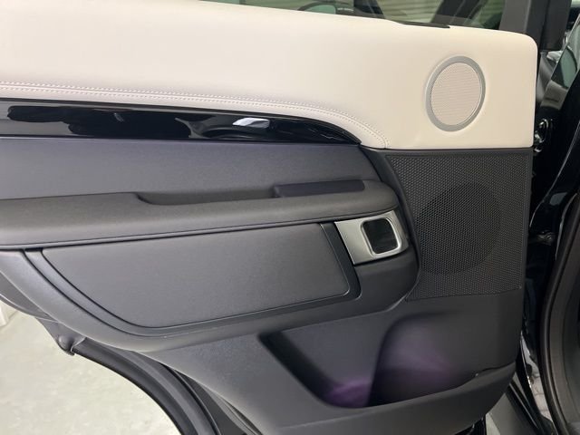 2026 Land Rover Discovery S - Photo 14