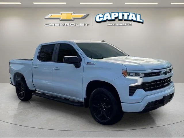 Used 2024 White Chevrolet RST image 7