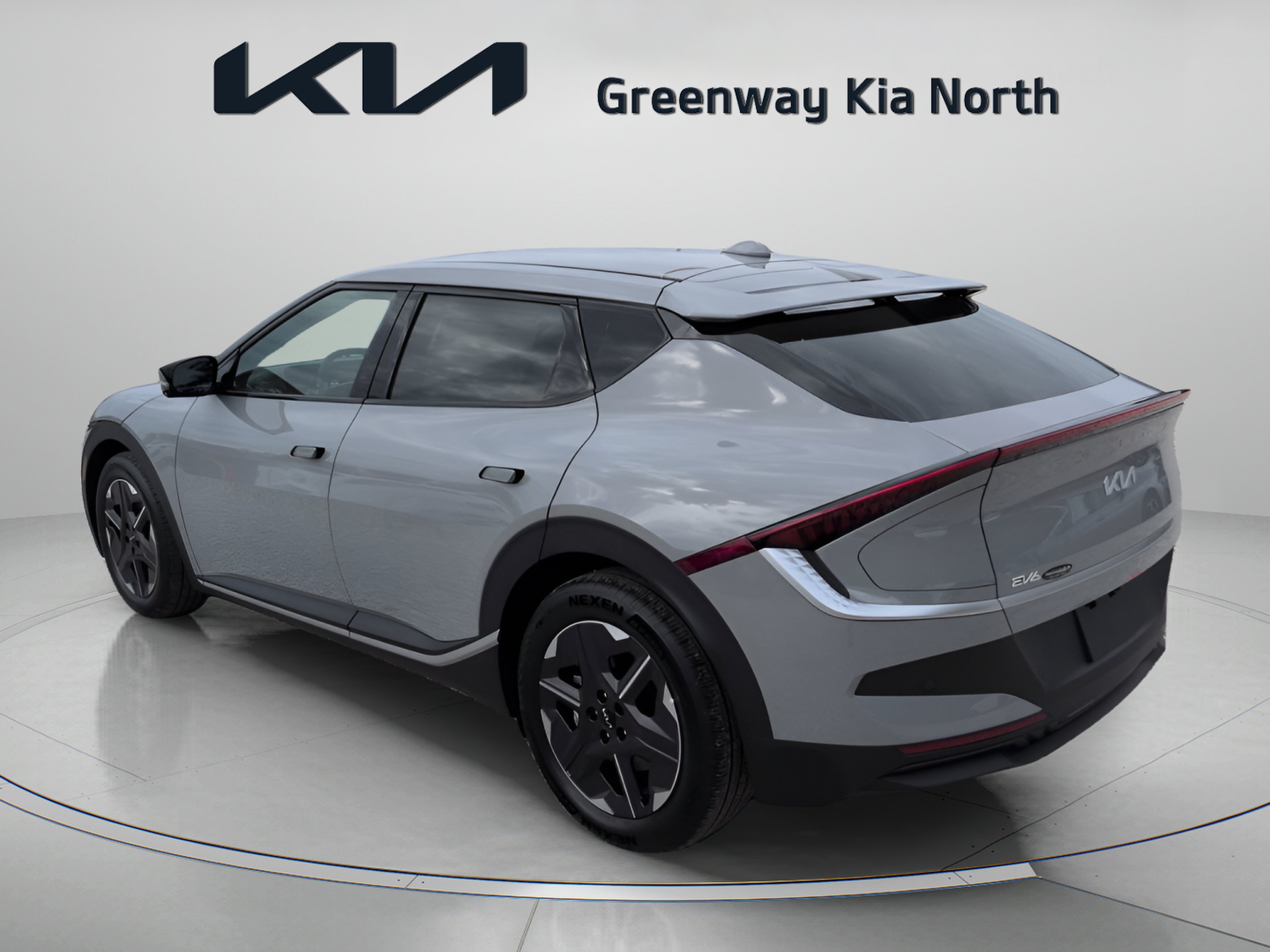 New 2026 Wolf Gray Kia Light Long Range image 5