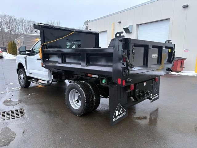 New 2026 Oxford White Ford XL image 5