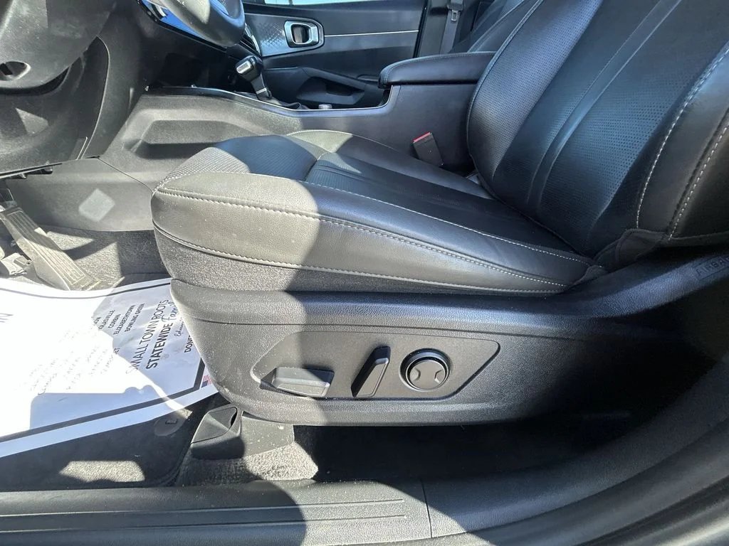 Used 2025 Gray Kia S image 20