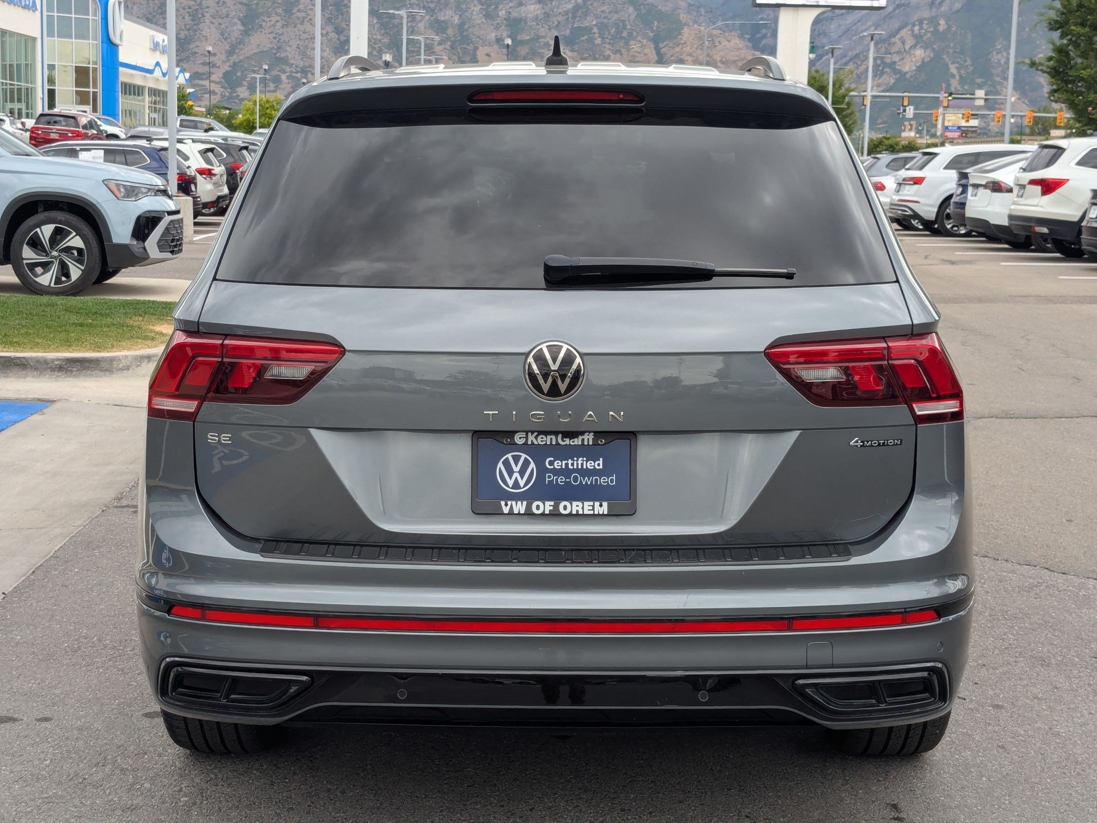 Certified Used 2023 Platinum Gray Metallic Volkswagen SE R-Line Black image 5