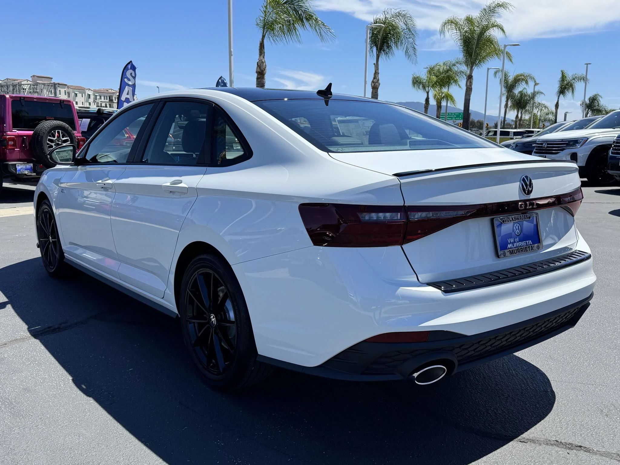 New 2026 Pure White w/Deep Black Roof Volkswagen Autobahn image 5
