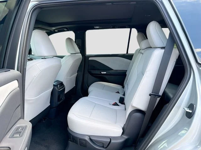New 2026 Celestial Silver Metallic Lexus PREMIUM AWD image 23