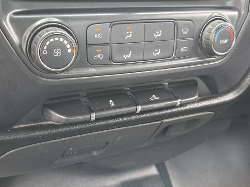 Used 2018 Summit White CHEVROLET WORK TRUCK image 20