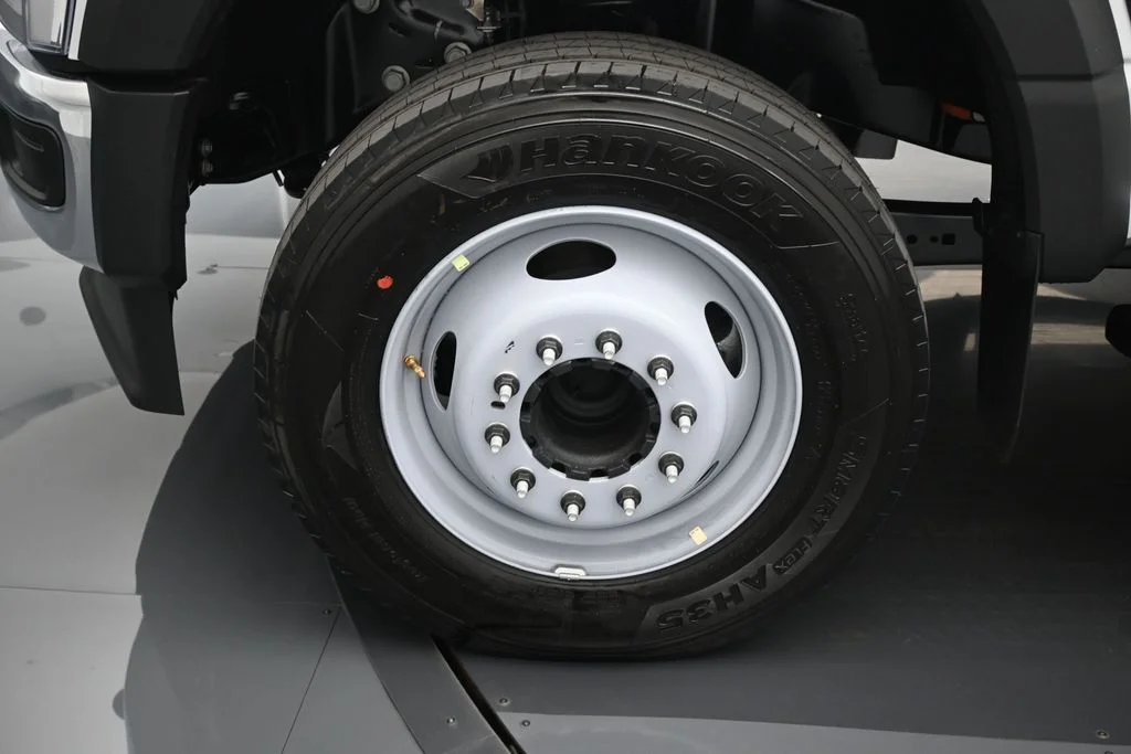New 2026 White Ford XL image 19