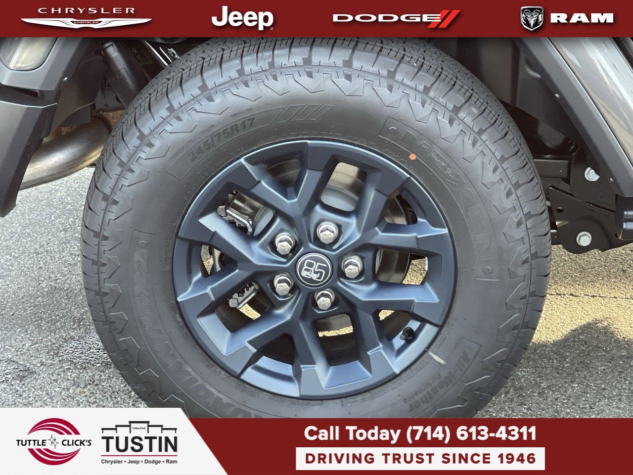 New 2026 Granite Crystal Metallic Clearcoat Jeep 85th Anniversary image 11
