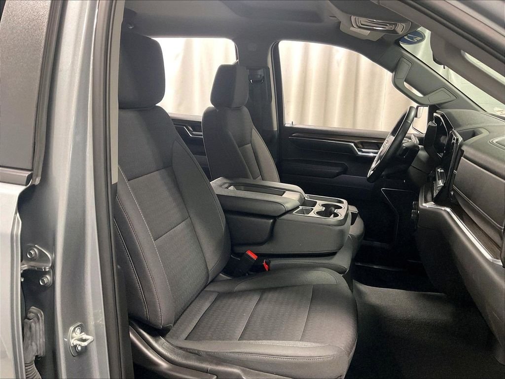 Used 2023 Gray Chevrolet LT image 11
