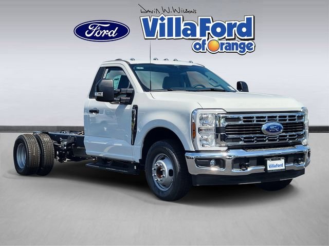 2026 Ford F-350 XL Regular Cab 169-In DRW's photo