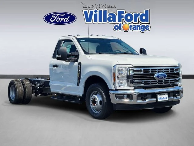 2026 Ford F-350 XL Regular Cab 169-In DRW's photo