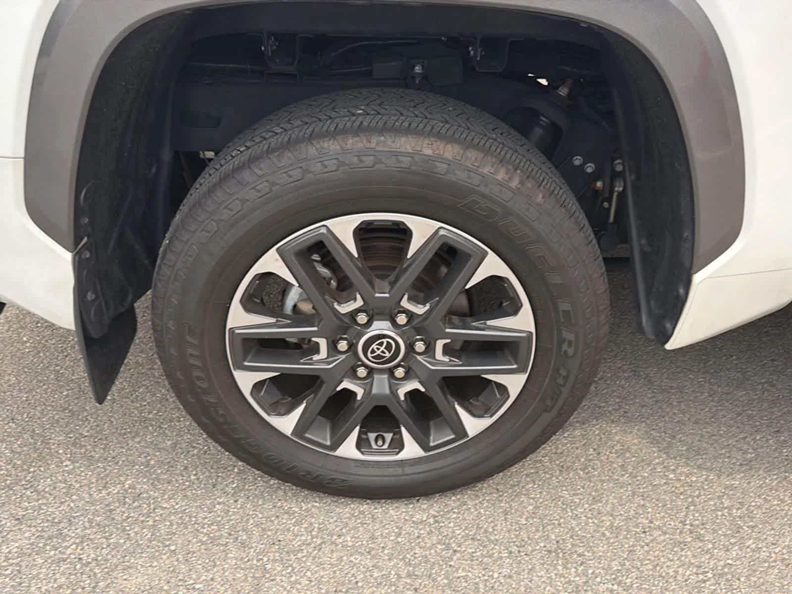 Used 2024 Wind Chill Pearl Toyota Limited Hybrid image 24