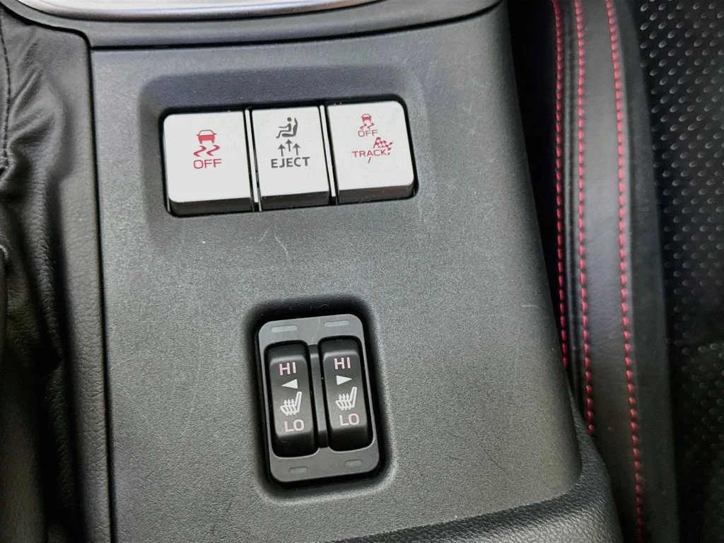 Used 2022 Magnetite Gray Metallic Subaru Limited image 37