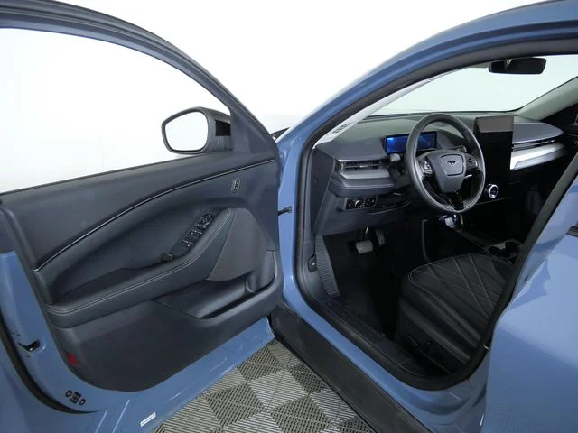 Certified Used 2023 Blue Ford Select image 17