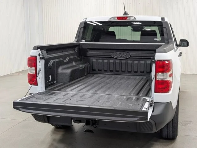 New 2026 Oxford White Ford XL image 19